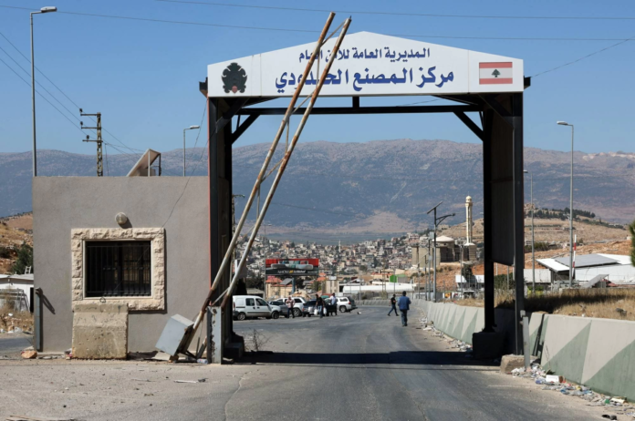 إخلاء معبر المصنع الحدودي بين سوريا ولبنان بعد إنذار إسرائيلي