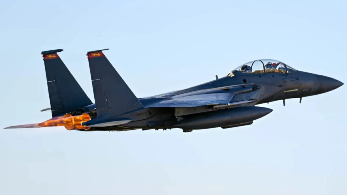 تهديدات ترمب لإيران: فتح مضيق هرمز أو تدمير البنية التحتية