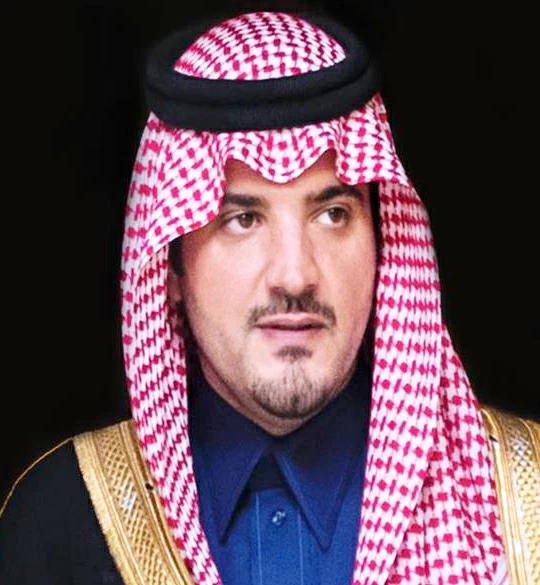 وزير الداخلية وسنغافورة يبحثان تداعيات الاعتداءات الإيرانية