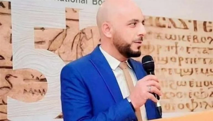 تفاصيل وفاة الشاعر محمد أبو العزايم في حادث سير مأساوي