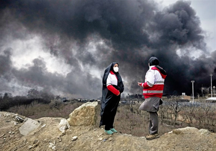 انفجارات عنيفة في إيران: إسرائيل تغتال قيادياً بطهران