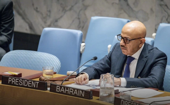 أزمة مضيق هرمز: الزياني يحذر من تداعيات التقاعس الدولي