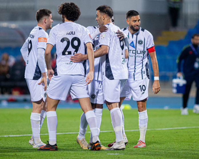 حمدالله يقترب من لقب الهداف التاريخي للدوري السعودي