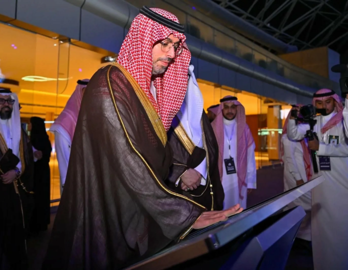 افتتاح الملتقى المهني لجامعة الملك عبدالعزيز بجدة