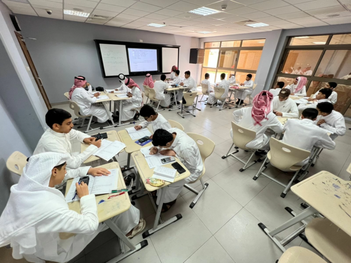 901 طالب في أولمبياد نسمو للعلوم والرياضيات بالأحساء