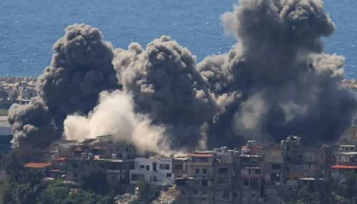 مفاوضات إسلام أباد: وفود أمريكية وإيرانية وباكستان تحذر