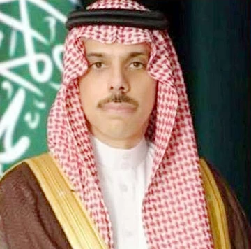 مباحثات هاتفية لوزير الخارجية لتعزيز أمن واستقرار المنطقة