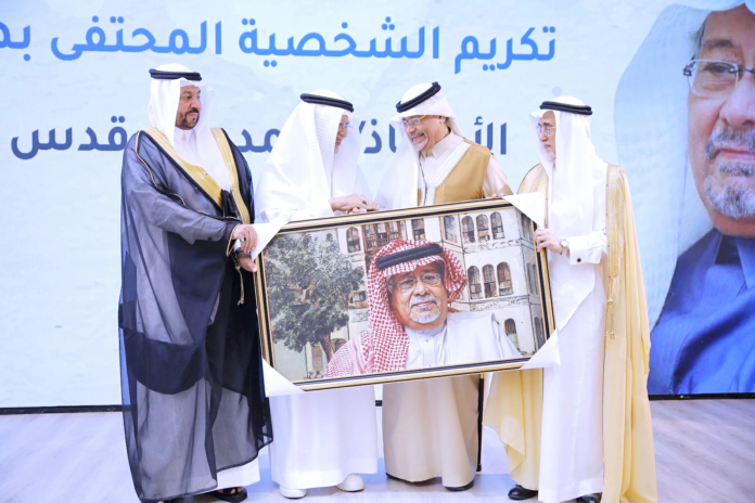 محمد علي قدس: سيرة سردية بين التحول والالتزام الثقافي