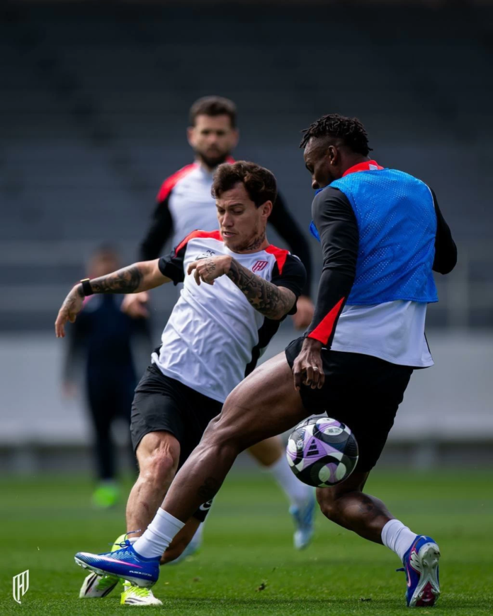 رودجرز: الفوز في مباراة القادسية وضمك هدفنا بدوري روشن