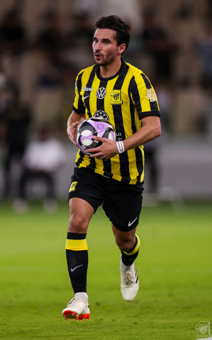 صدمة كروية: تفاصيل مباراة نيوم والاتحاد وهزيمة العميد