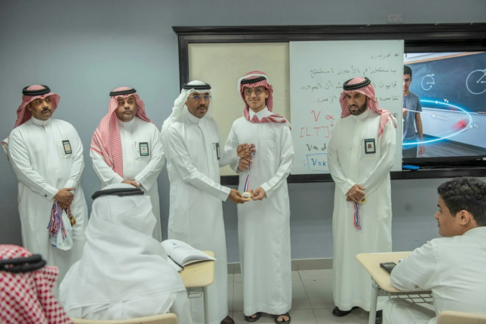 مدير تعليم الأحساء للموهوبين: رهان القيادة على الشباب