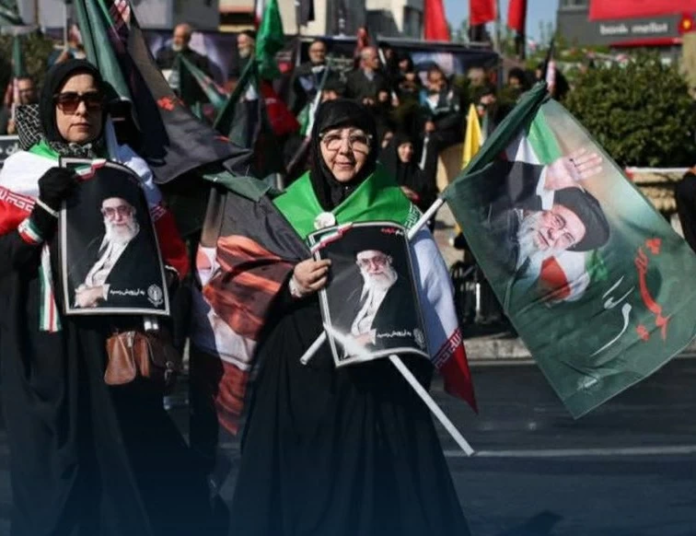 أربعين خامنئي: هل يظهر مجتبى خامنئي لإمامة المصلين؟