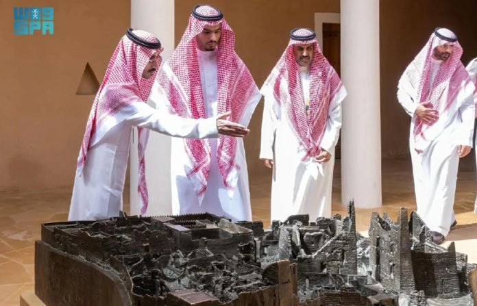 الأمير راكان يتفقد مشروعات هيئة تطوير بوابة الدرعية