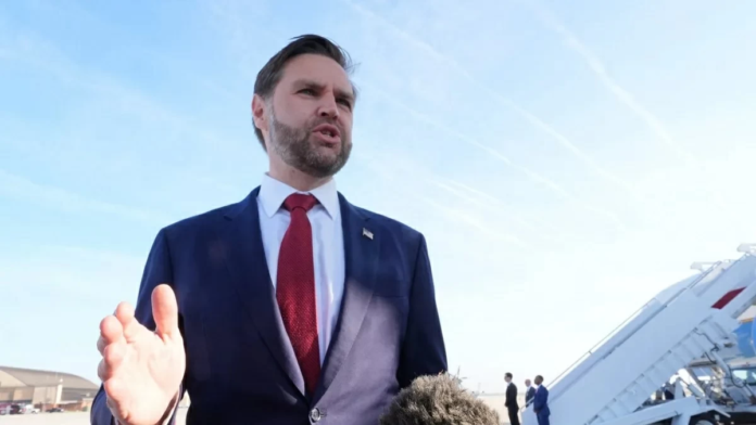 المفاوضات الأمريكية الإيرانية: فانس في باكستان لإنهاء التوتر