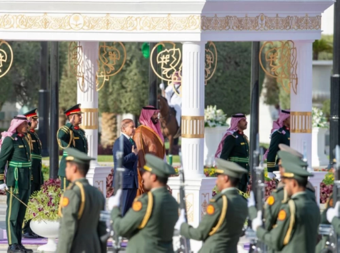 أهمية اتفاقية الدفاع المشترك بين السعودية وباكستان