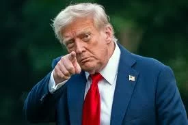 ترمب: ناقلات النفط تتجه لأمريكا لدعم إمدادات الطاقة