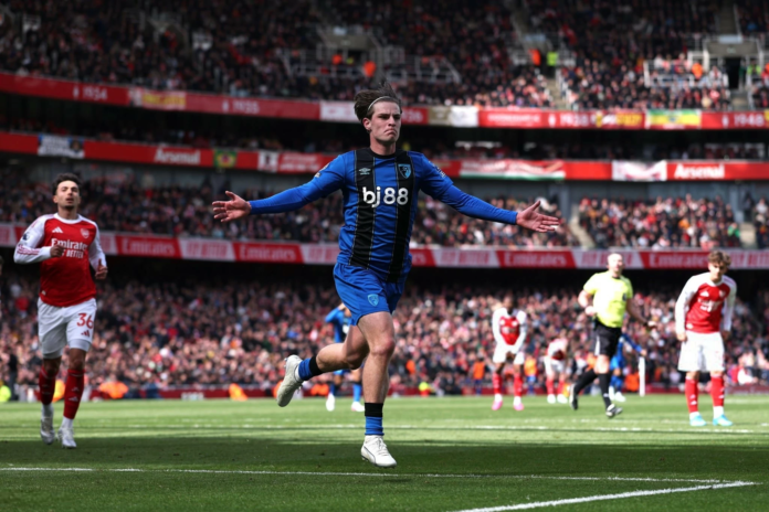 خسارة أرسنال أمام بورنموث تشعل صراع الدوري الإنجليزي