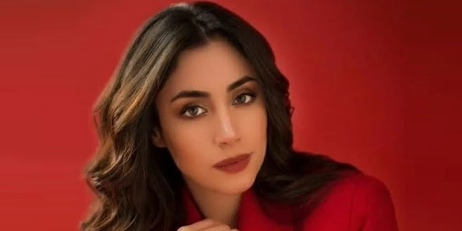 فريدة عبيد تواجه الابتزاز الإلكتروني: تفاصيل الأزمة