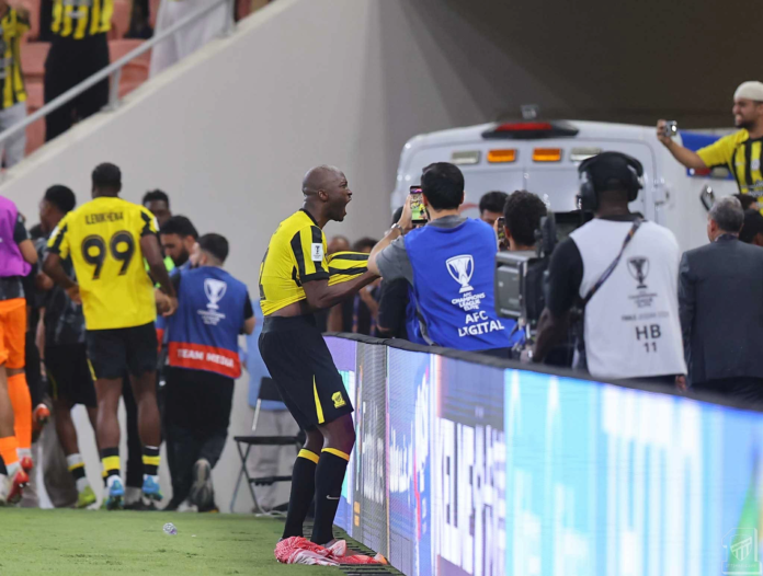 دانيلو بيريرا يعد جماهير الاتحاد بالتألق في دوري أبطال آسيا