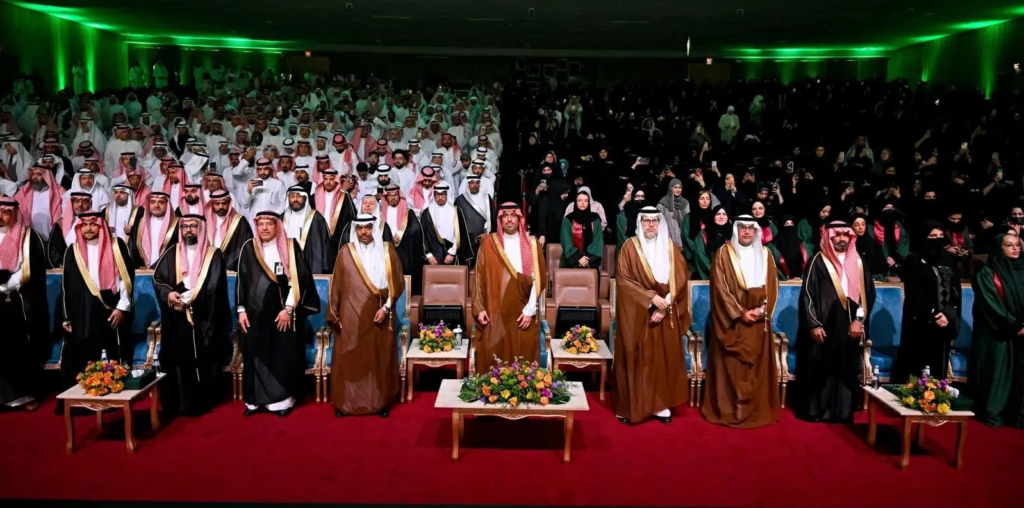 تخريج الدفعة 55 في جامعة الملك عبدالعزيز برعاية محافظ جدة