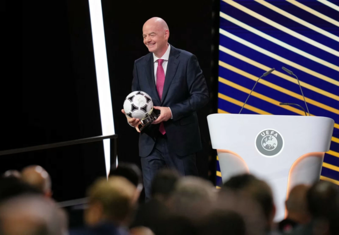 رئيس الفيفا يؤكد مشاركة إيران في كأس العالم رغم التوترات