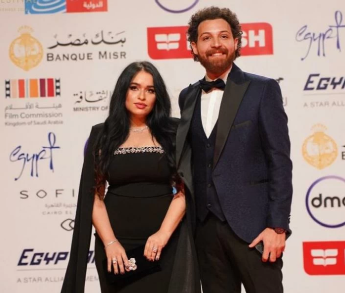 تفاصيل أزمة محمود حجازي وزوجته: اتهامات بتبديد الممتلكات