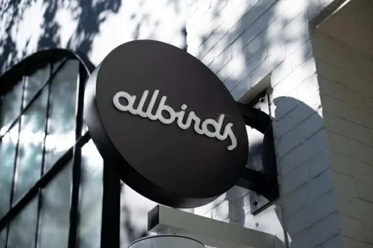 التحول نحو الذكاء الاصطناعي: قصة شركة قلبت موازين البورصة