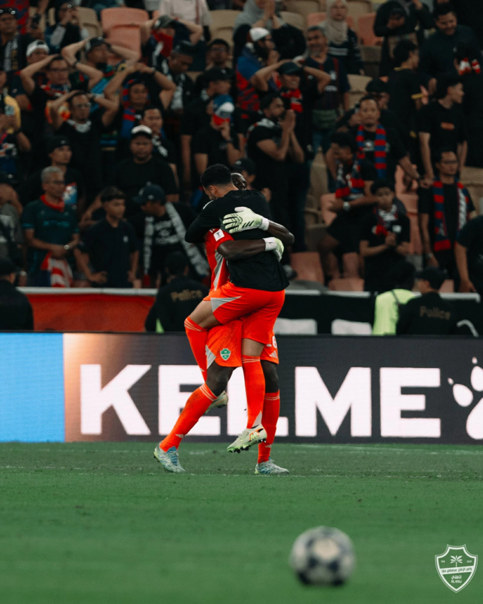 إدوارد ميندي يقود الأهلي لنصف نهائي دوري أبطال آسيا