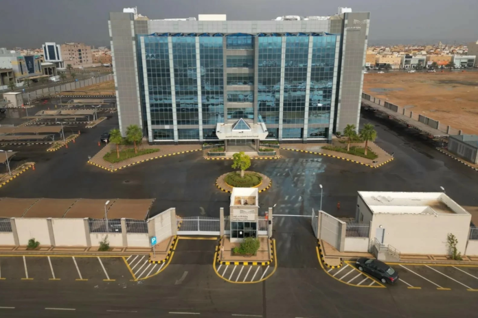 إعلان تعليم القصيم: تحويل الدراسة إلى عن بعد غداً الثلاثاء