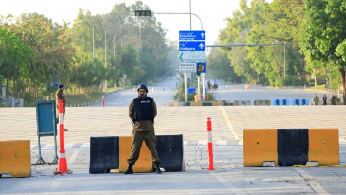 المفاوضات بين أمريكا وإيران: جولة حاسمة في باكستان