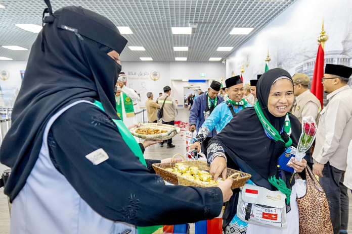 مبادرة طريق مكة: وصول أولى رحلات إندونيسيا للمدينة المنورة