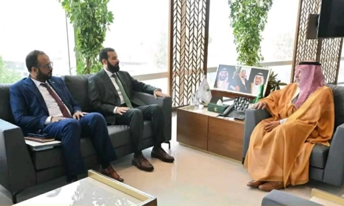 محافظ أبين يشيد بالدعم السعودي السخي: جسر نحو الاستقرار