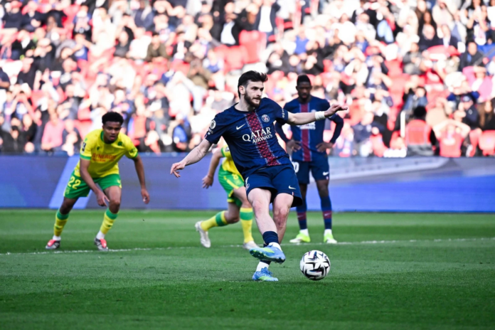 باريس سان جيرمان يفوز على نانت ويوسع الفارق في صدارة الدوري الفرنسي