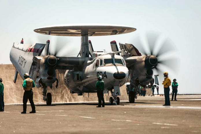 بومبيو: استهداف قوارب الألغام ليس تصعيداً.. تعزيز أمن مضيق هرمز أولوية أمريكية