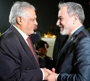 تحركات إيران الدبلوماسية: عراقجي في إسلام آباد وجولة إقليمية