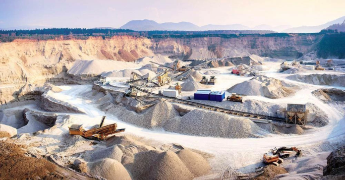 السعودية: 9.4 تريليون ريال ثروة معدنية وريادة في التعدين