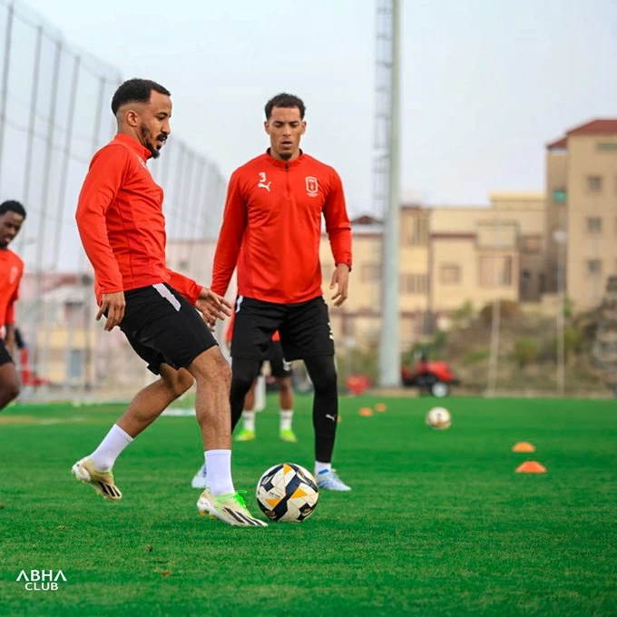 نادي أبها: دعوة جماهيرية حماسية لمواجهة الباطن في دوري روشن