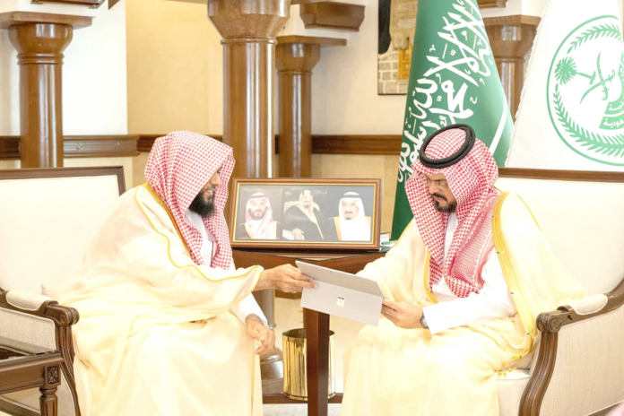 نائب أمير مكة يدشن ملتقى القيم الإسلامية وأبحاث الحج والعمرة