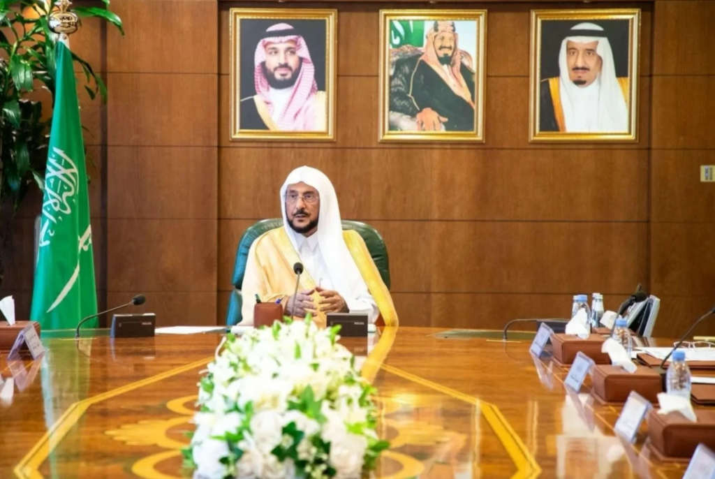 وزير الشؤون الإسلامية يعزز خدمات الحجاج لموسم 1447هـ