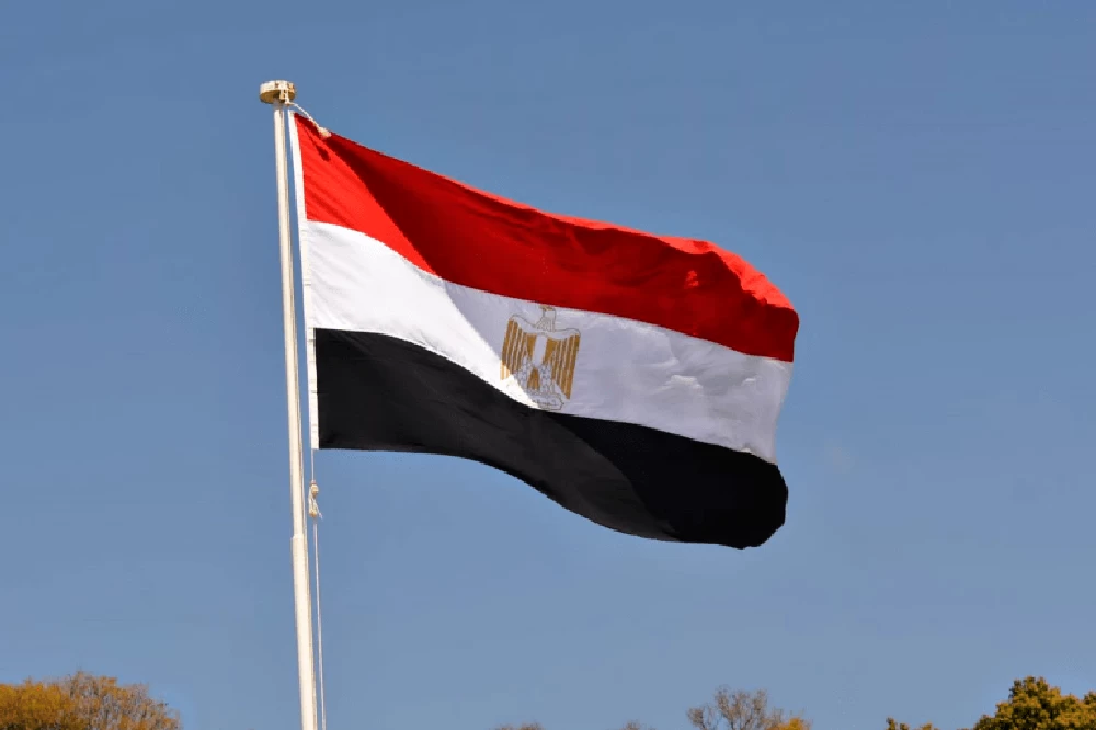 عودة المواعيد الطبيعية للمحلات في مصر: قرار حكومي يدعم الاقتصاد
