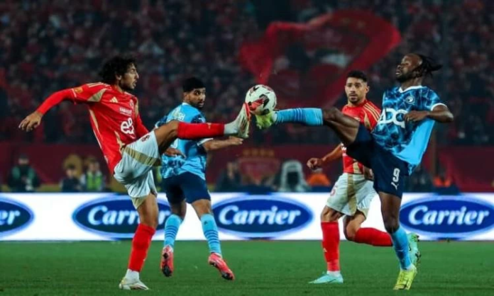 مباراة الأهلي وبيراميدز: صراع حاسم على قمة الدوري المصري
