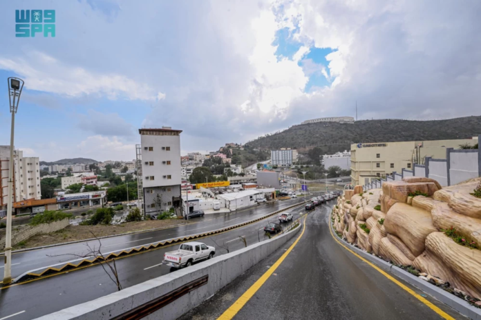 تنبيه أحمر بالشرقية: أمطار غزيرة وسيول تضرب 8 محافظات