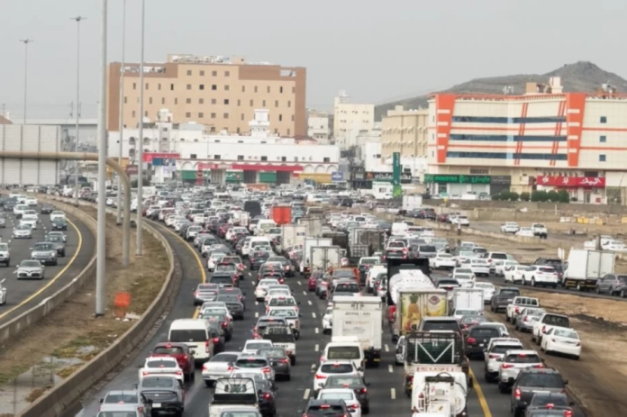 تعديلات نظام المرور السعودي: عقوبات مشددة لـ 20 مخالفة خطرة