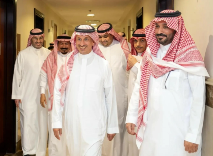 جاهزية مرافق الحجاج: وزير السياحة يتفقد استعدادات حج 1447