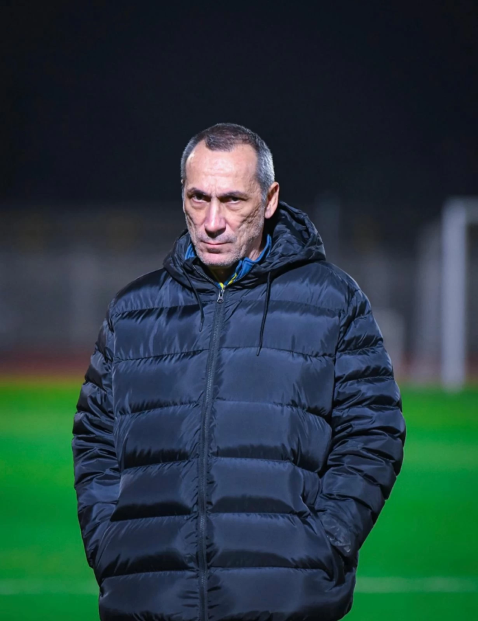 جيورجوس دونيس ودوري روشن: متابعة حثيثة للمواهب السعودية