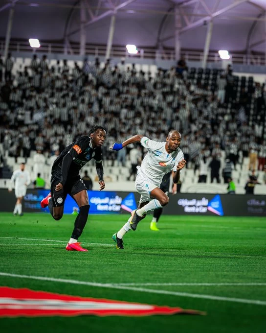 تعادل الشباب والفتح 1-1: هدية سعدان تنقذ الشباب بدوري روشن