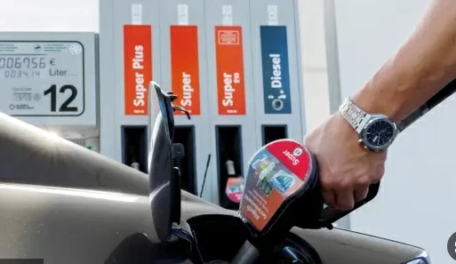 ارتفاع أسعار البنزين في أمريكا 42% وسط توترات الشرق الأوسط