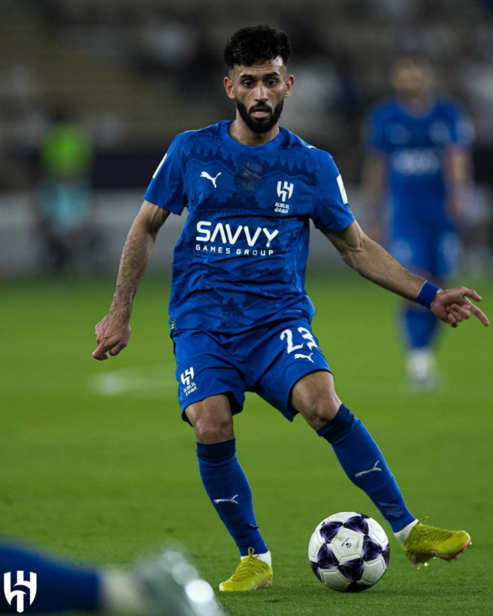 سلطان مندش: دعم جماهير الهلال وتألقه مع الزعيم في دوري روشن