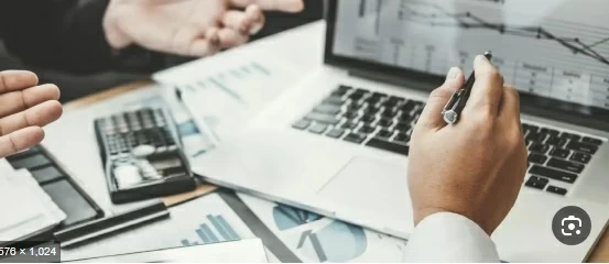 ساما تلغي ترخيص مارتا المالية: الأسباب والتداعيات على القطاع المالي