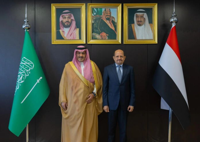 رئيس الوزراء اليمني يثمن الدعم السعودي لليمن في مرحلة استثنائية